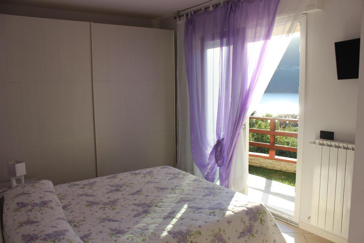 Casa Simone Apartment Оменя Екстериор снимка