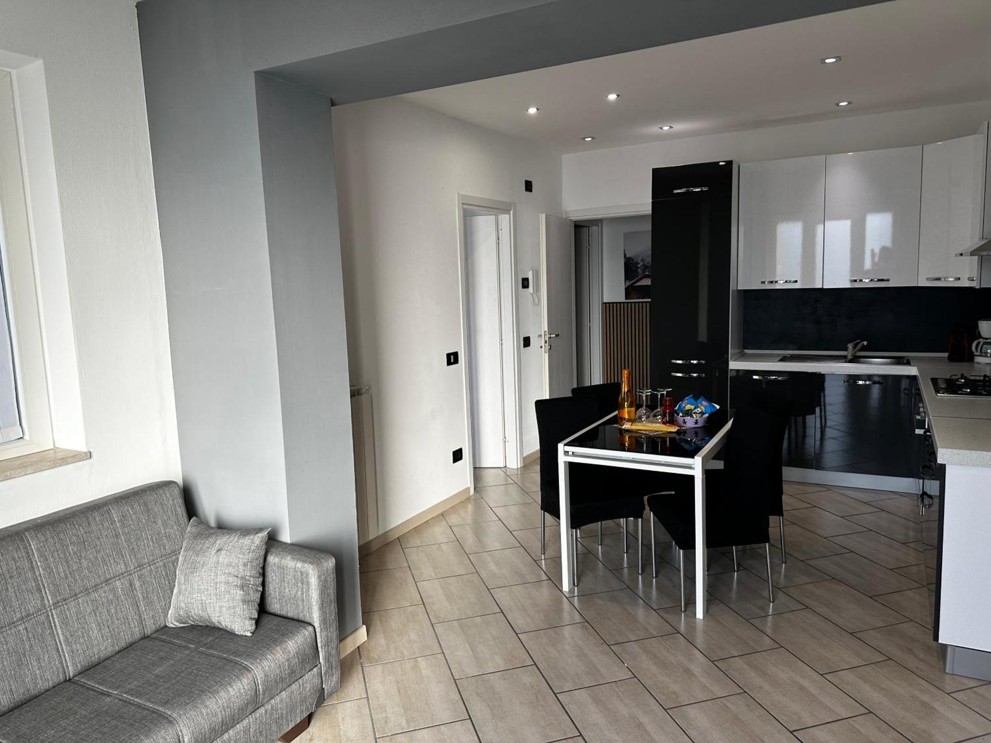 Casa Simone Apartment Оменя Екстериор снимка